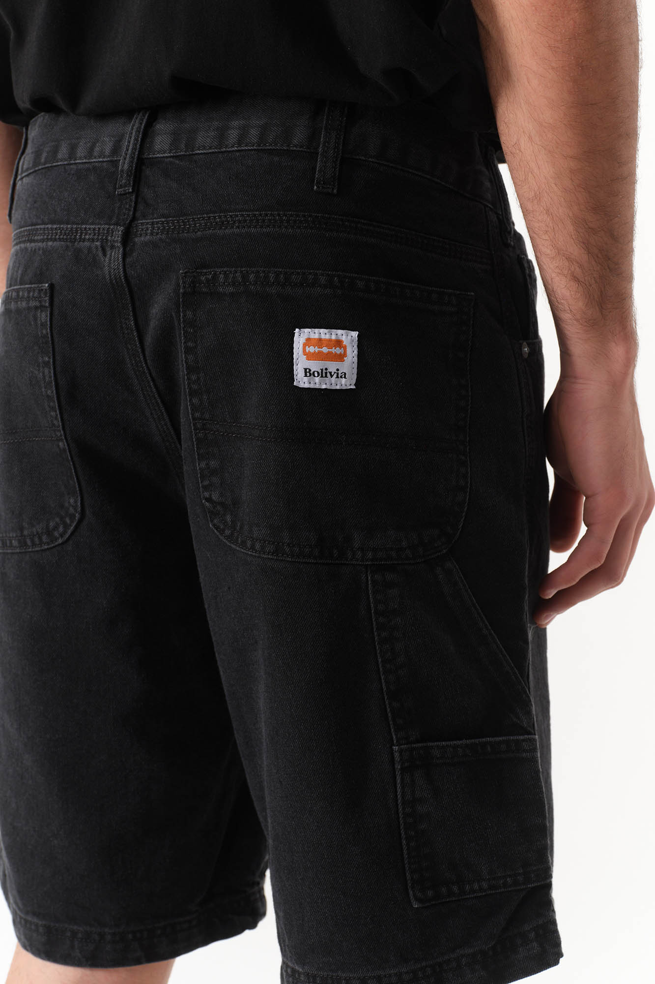 BS2564002-99 - BERMUDA CARPINTERO BLACK