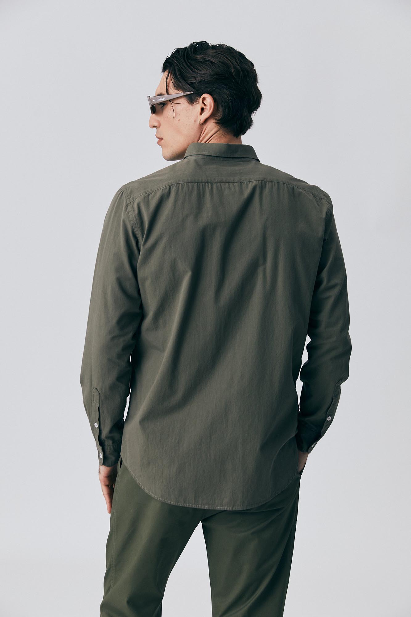BS2411013-10 - CAMISA BUILDER