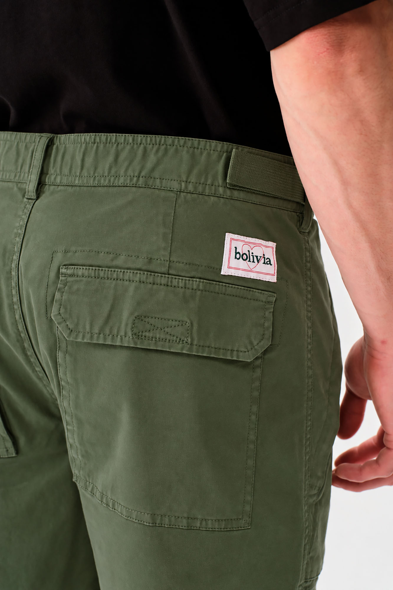 BS2621009-10 - BERMUDA CARGO RANGER