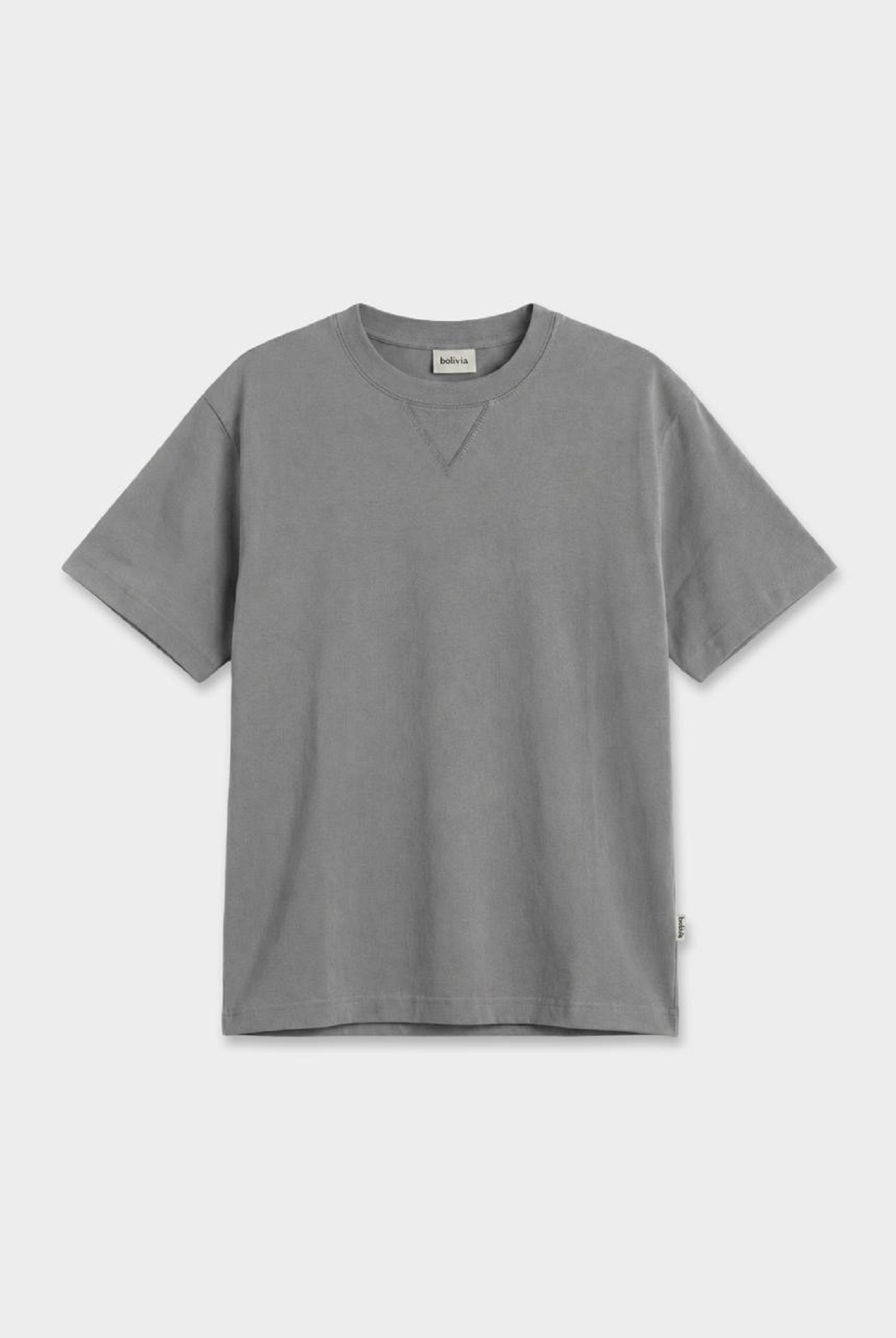 REMERA TRIGONO