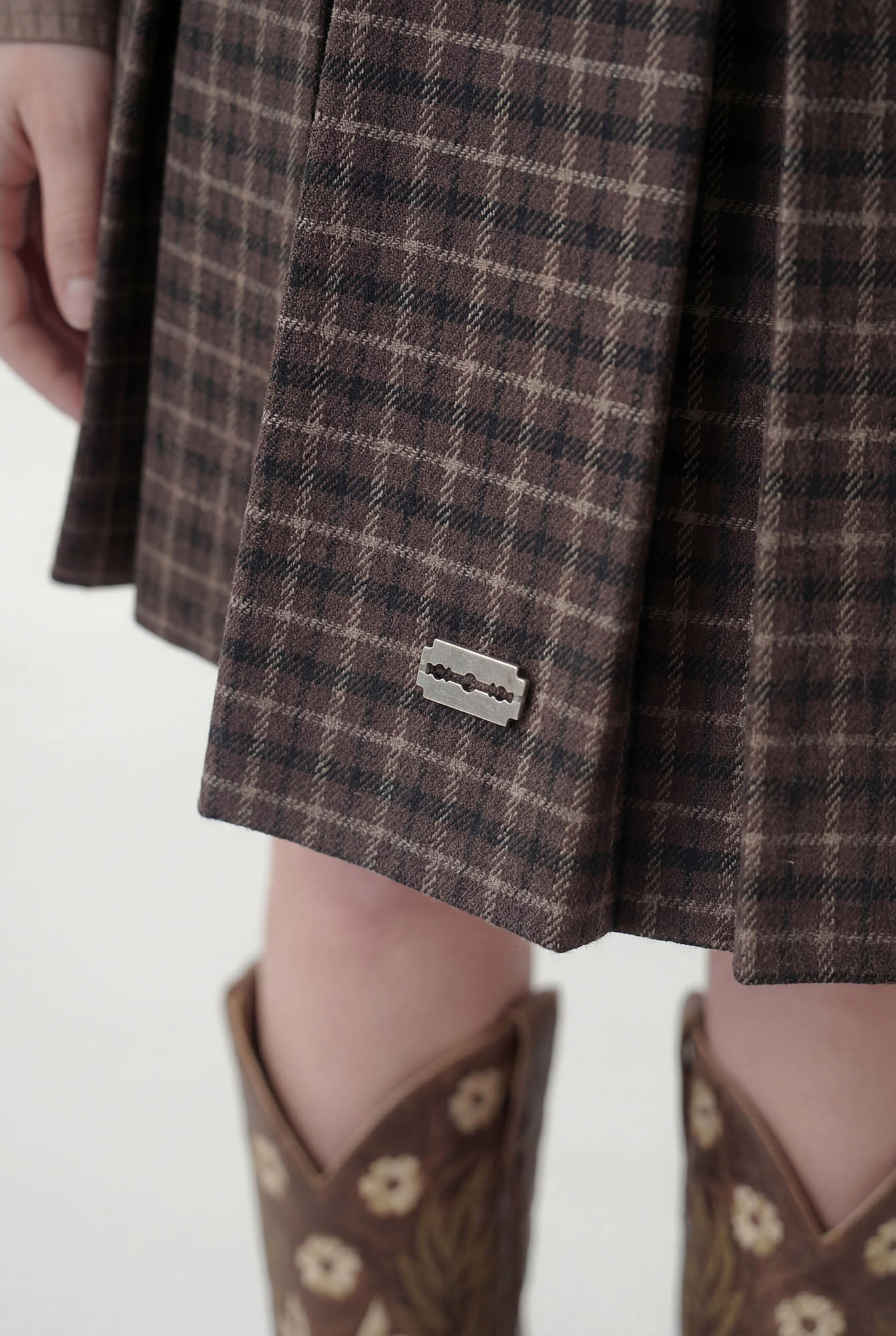 DW2682001-97 - FALDA NICKS