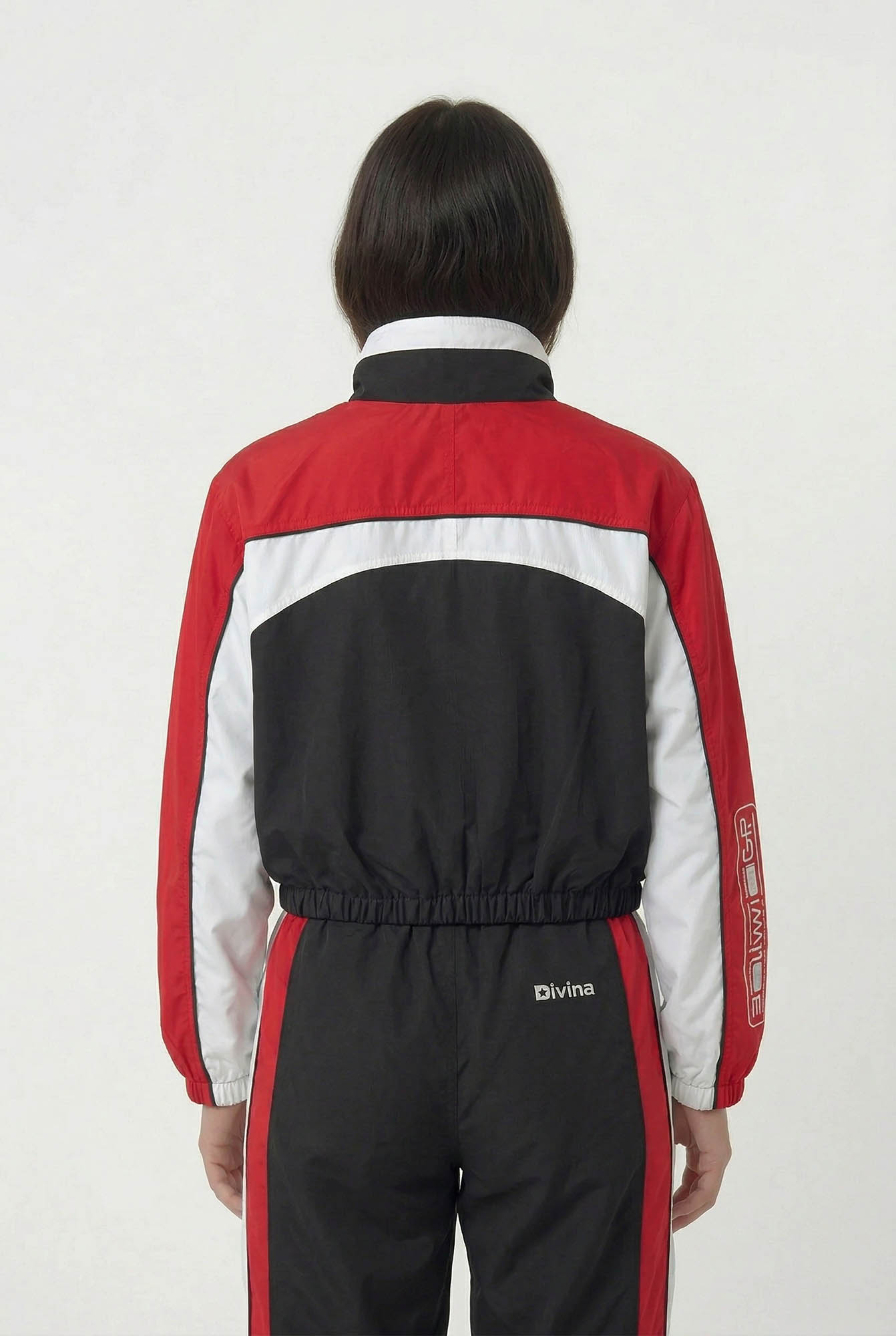 DW2632004-05 - CAMPERA TRACK