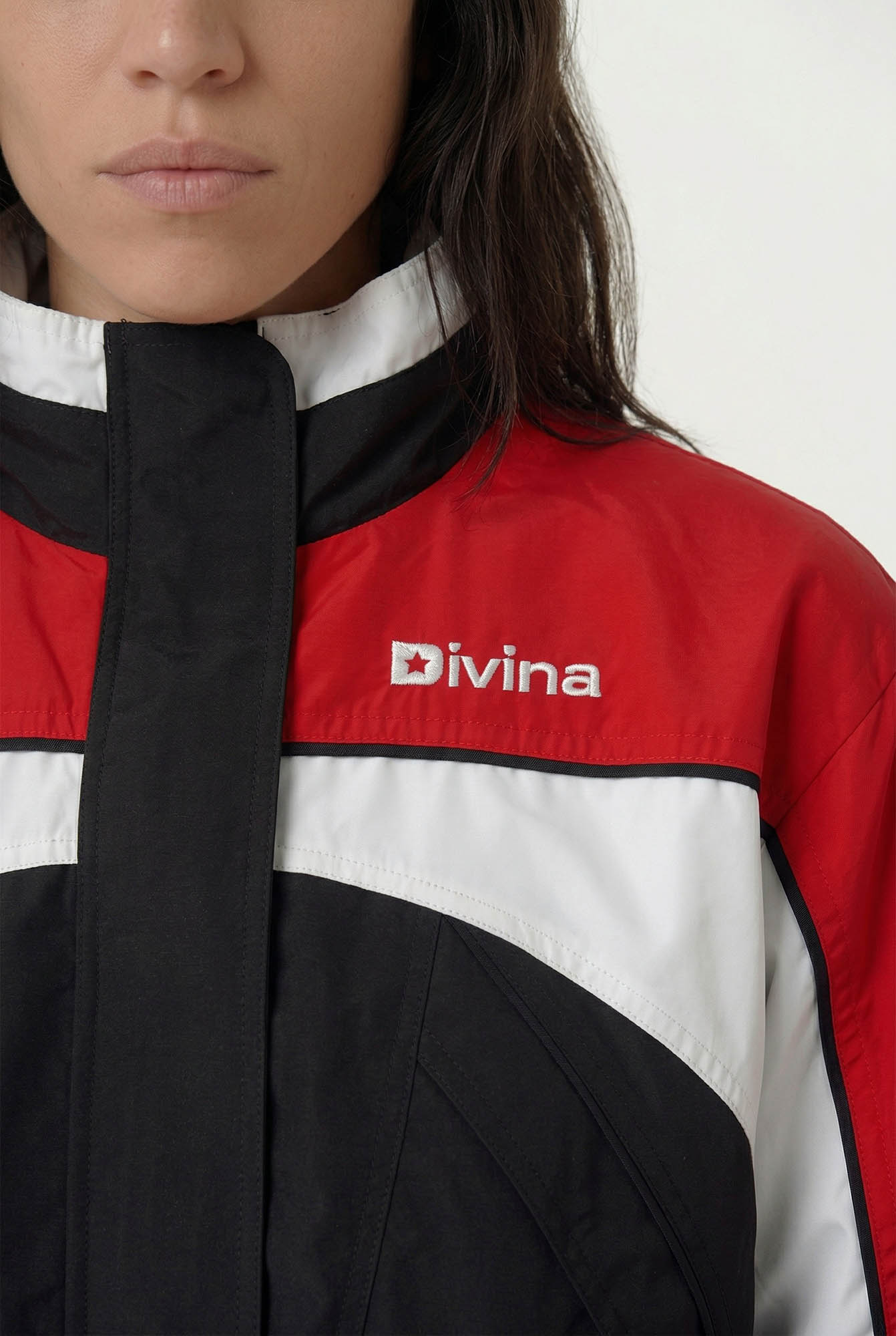 DW2632004-05 - CAMPERA TRACK