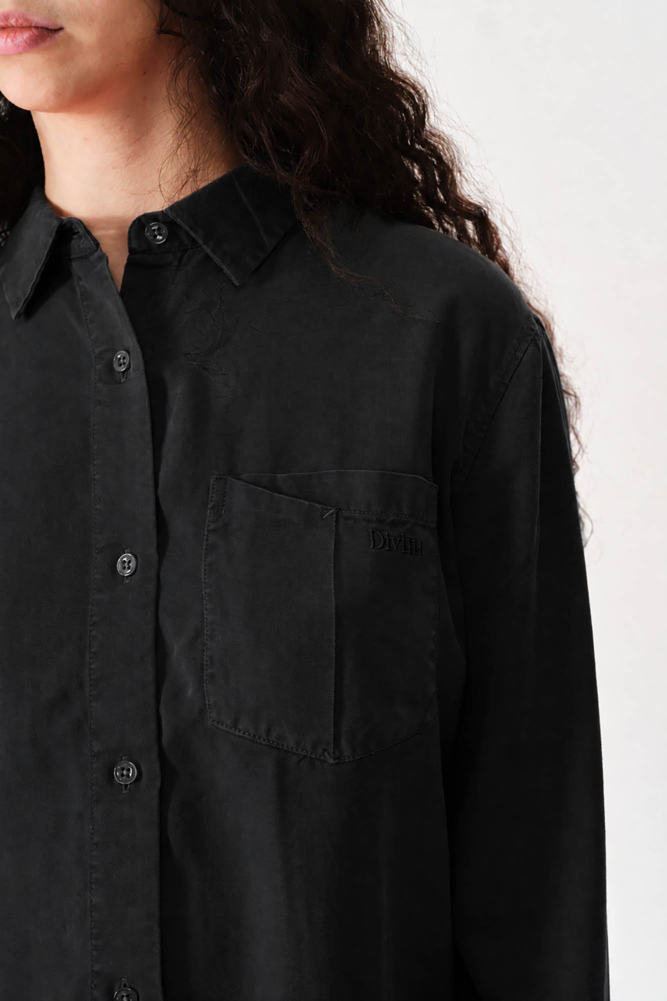 DW2611002-18 - CAMISA TENT