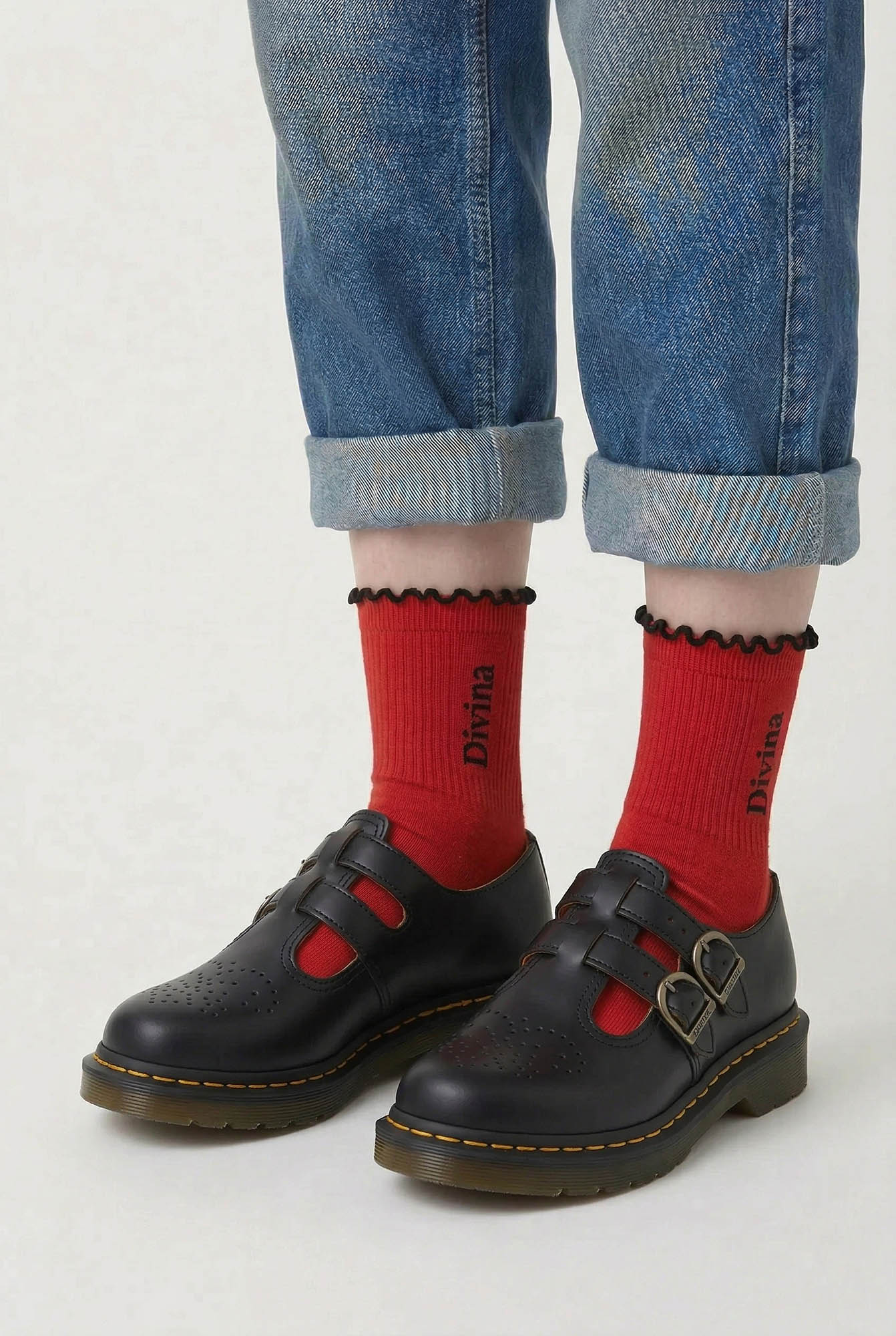 DW2691004-05 - MEDIA CUTE