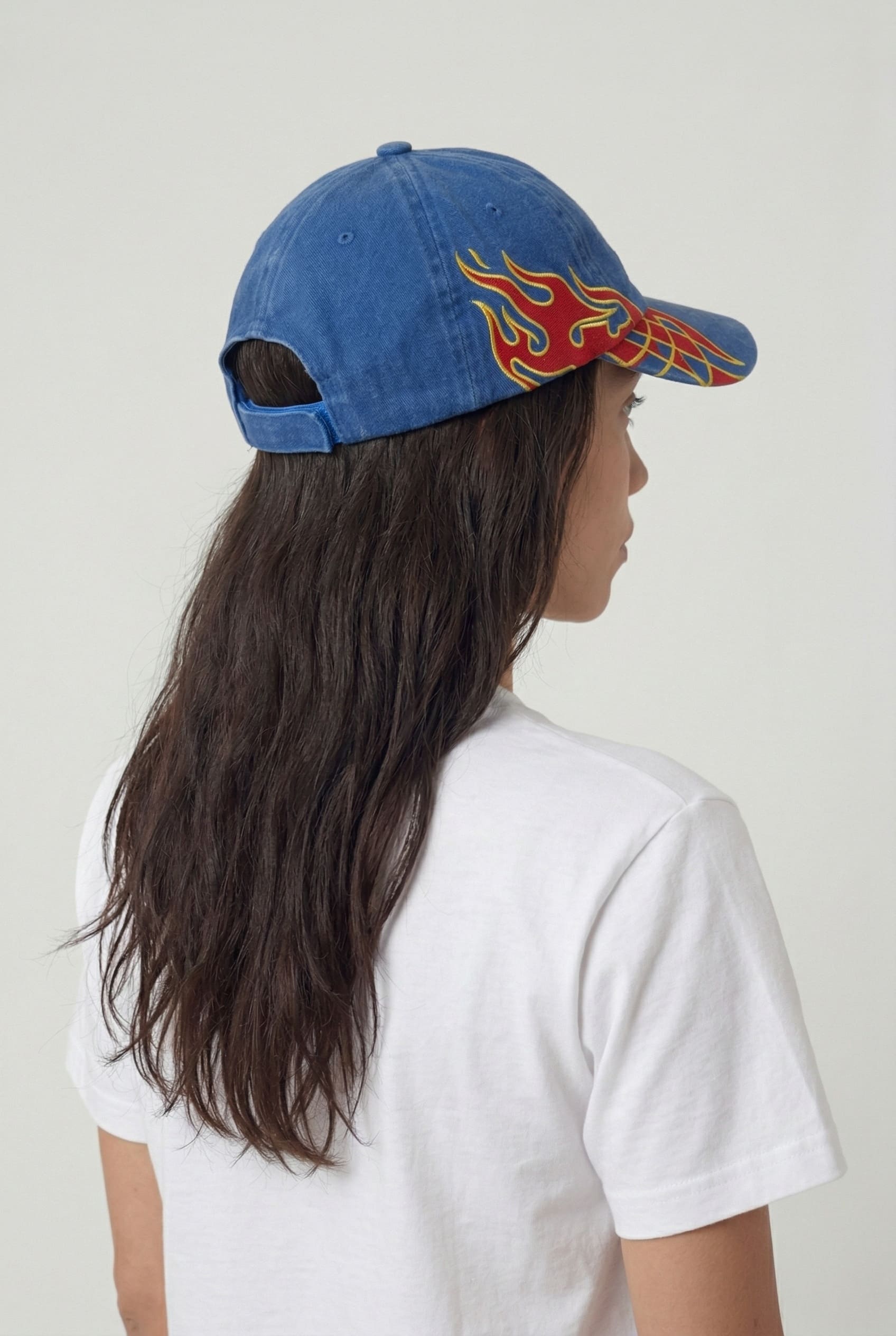 DW2695003-32 - GORRA FUEGO