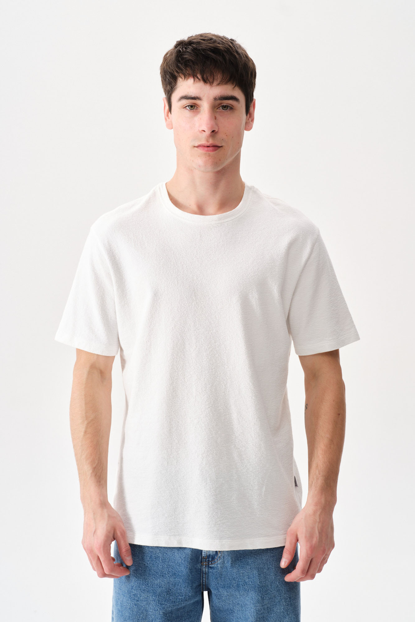 REMERA QUEBRADA