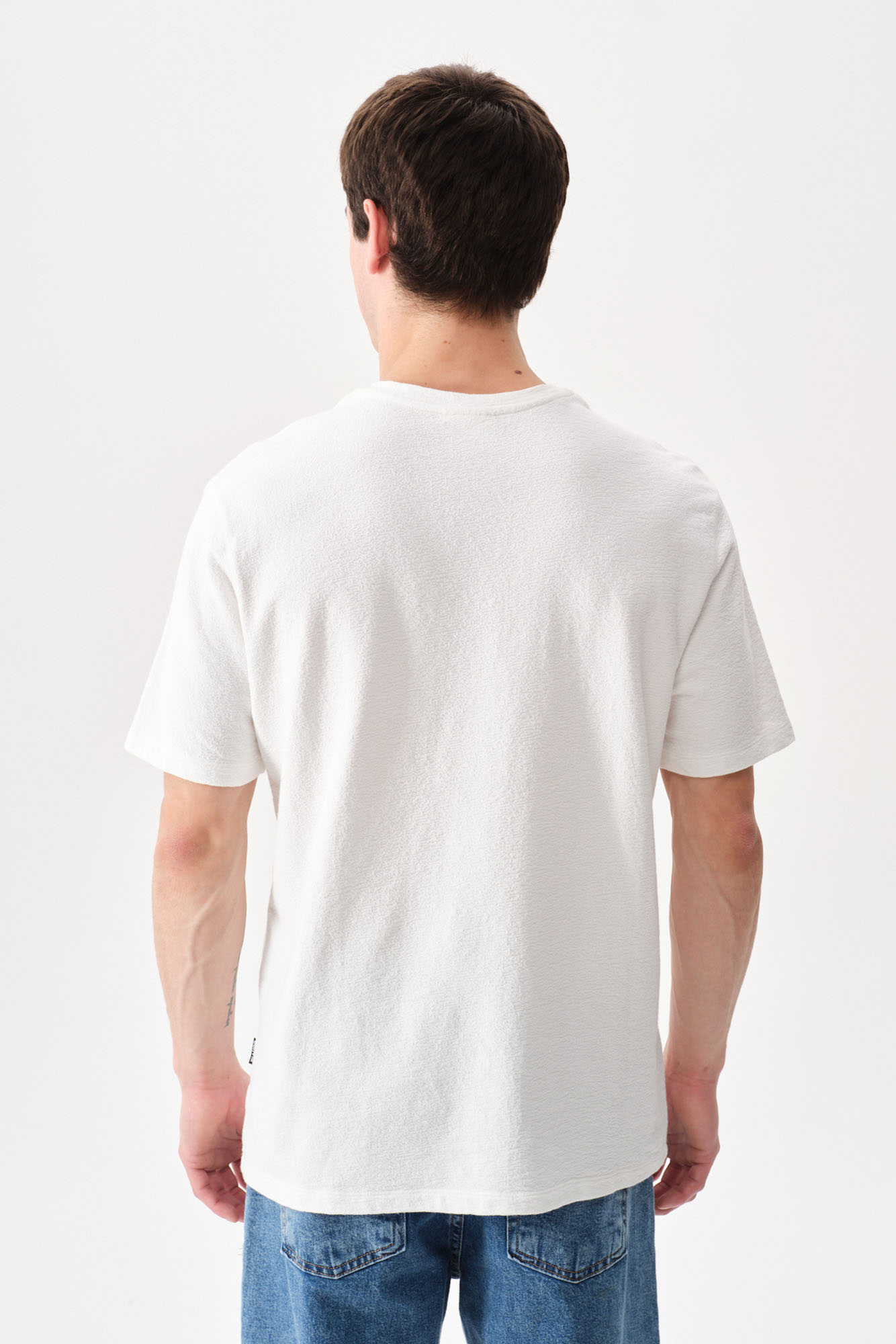 BS2700044-00 - REMERA QUEBRADA