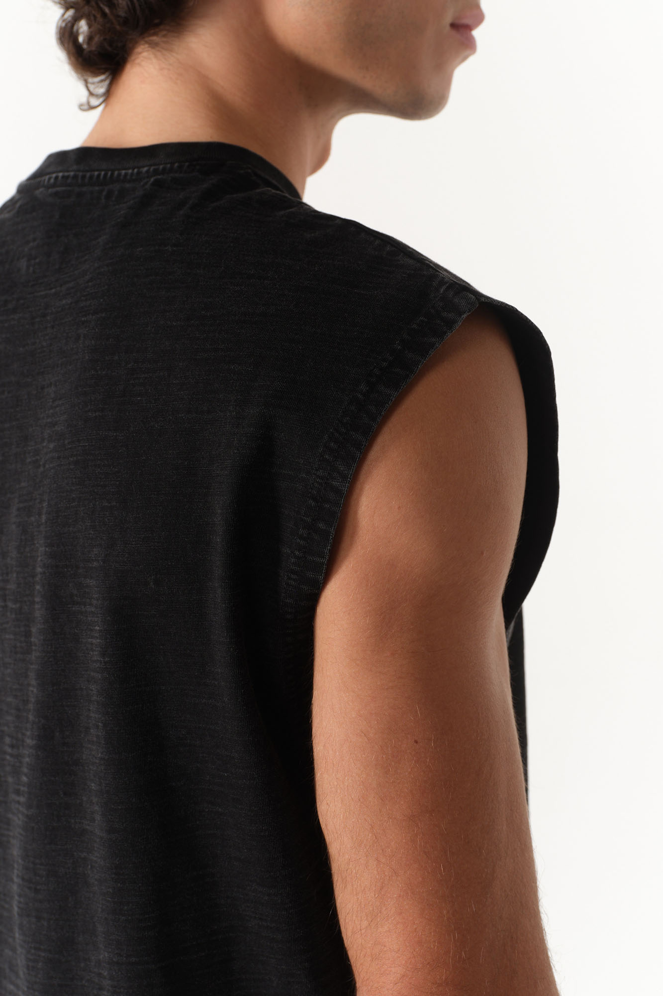 BS2701002-18 - MUSCULOSA SLASH
