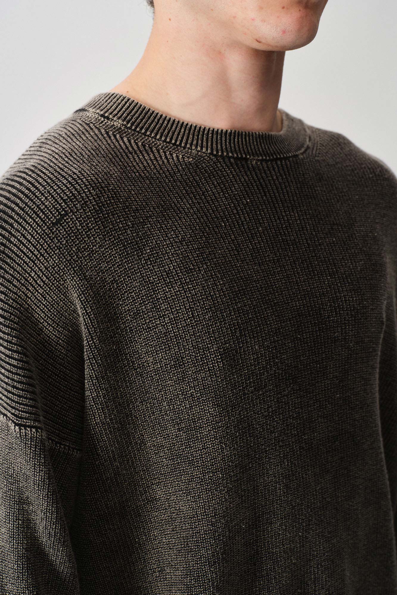 BS2750002-18 - SWEATER ACID